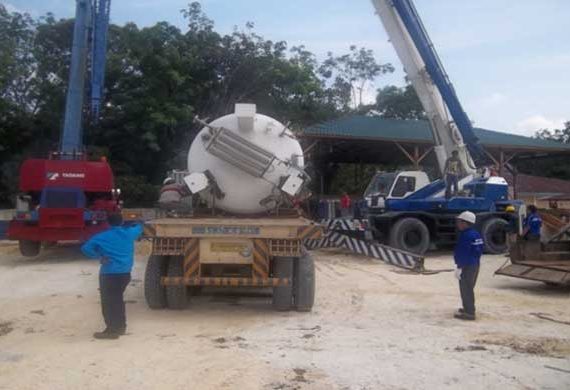 Transportation,-Loading,-Unloading-dan-Positioning-Tank-Oxygen-Jakarta-Pekanbaru-2
