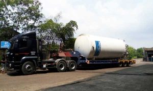 Transportation,-Loading,-Unloading-dan-Positioning-Tank-Oxygen-Jakarta-Pekanbaru-3