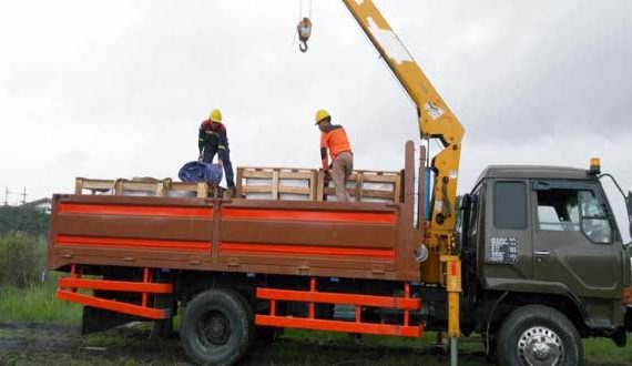 Transportation,-Loading-dan-Unloading,-Repacking-GI-Bambe-Surabaya